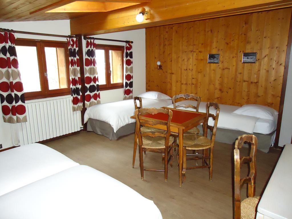 シャモニー Beausoleil Bed & Breakfast エクステリア 写真
